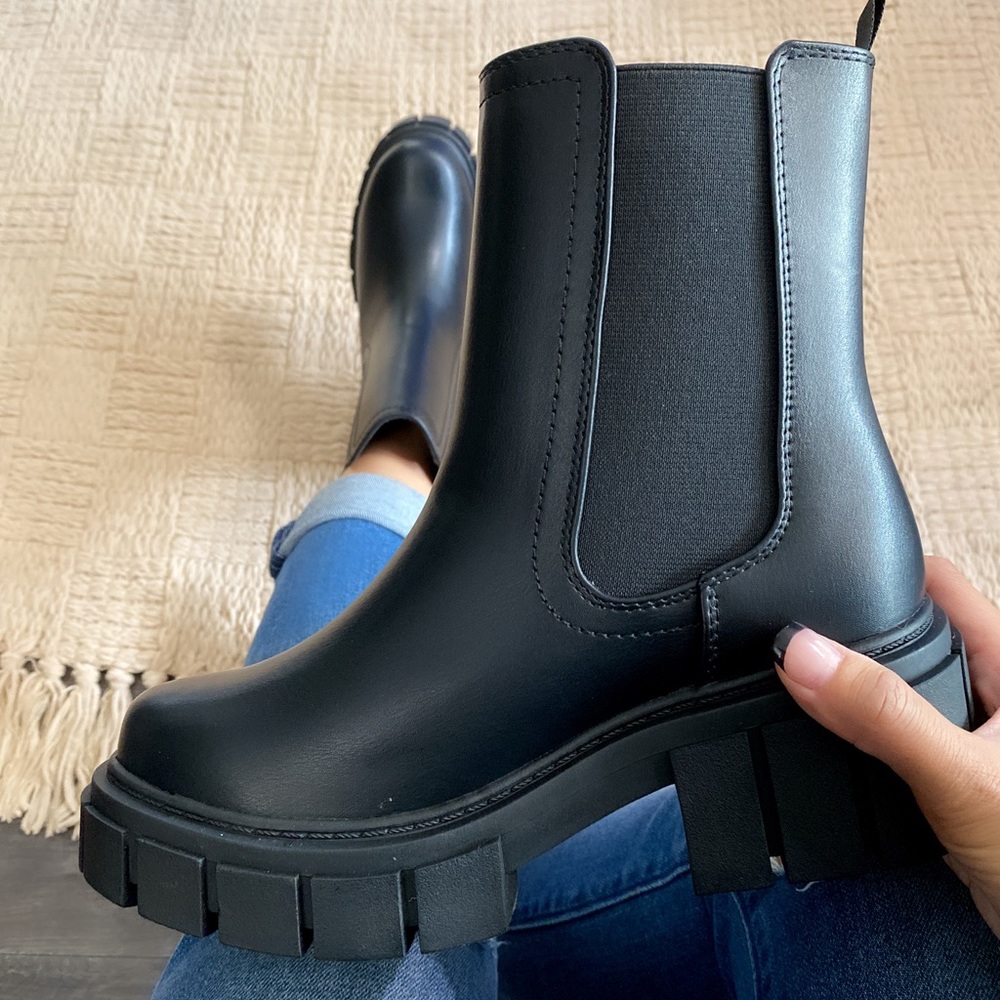 Black Faux Leather Chelsea Lug Chunky Heels Bootie